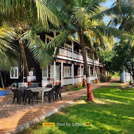 Casa Seaesta Beach Cottages And Suites 阿姆波尔 外观 照片