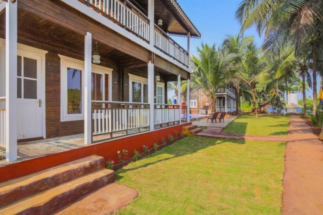 Casa Seaesta Beach Cottages And Suites 阿姆波尔 外观 照片