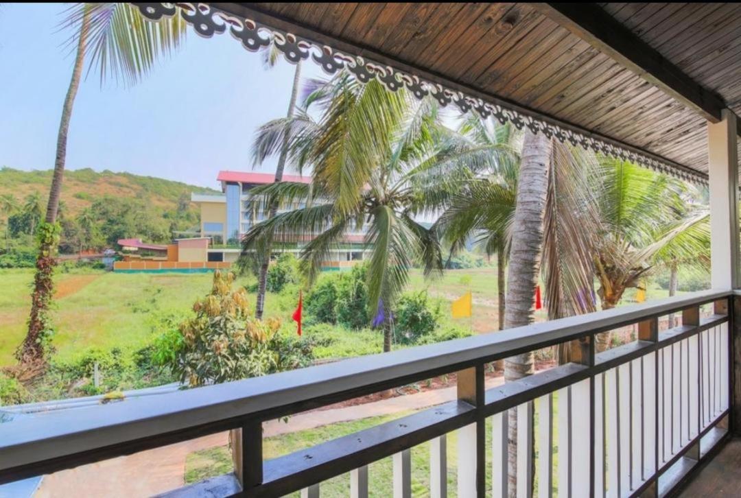 Casa Seaesta Beach Cottages And Suites 阿姆波尔 外观 照片
